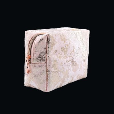 CR-013CR-018 Travel Leather Case Custom Small Cosmetic Bag with Zipper Closure Fashion Style Pink Makeup Bag supplier