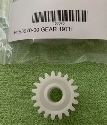 H153070-00 /20303215-0R / 20303215-00 gear 19th For Noritsu LPS24 Pro minilab spare part supplier