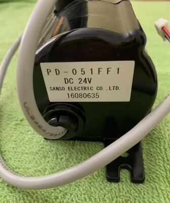 133Y100048 133C1060558 133Y100059 Fuji Frontier 550/570/LP5500 minilab spare part pump supplier